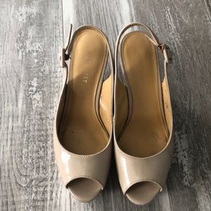 Nine West beige wedge sandals size 5.5